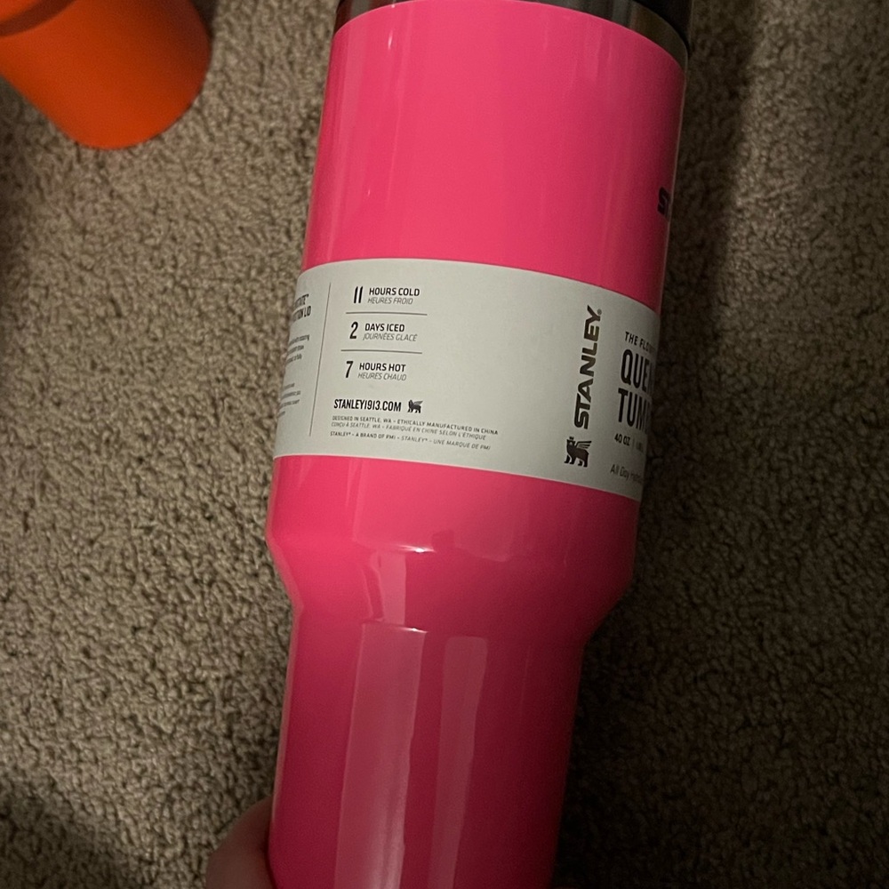 Stanley Bright Pink Quencher H2.0 Tumbler - Picture 2 of 5